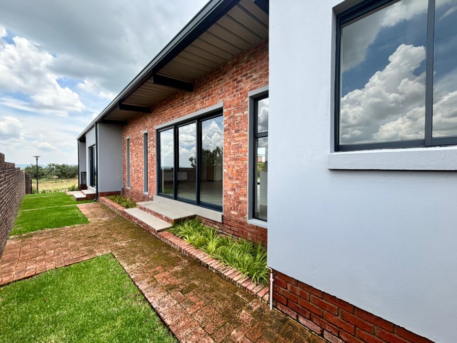 To Let 3 Bedroom Property for Rent in Helderzicht Eco Estate North West